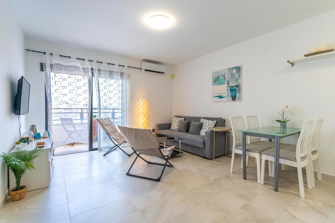 Modern 2-Bedroom Apartment With Stunning View Costa Adeje  ภายนอก รูปภาพ